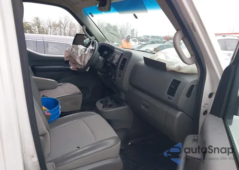 2015 Nissan Nv Cargo Nv1500 Sv V6 z USA, uszkodzony, nr VIN 1N6BF0KM6FN804092